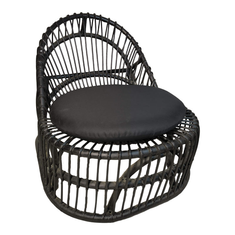 Πολυθρόνα Tromso paakoworld pe rattan σε μαύρη απόχρωση με μαύρο μαξιλάρι 80x85x98εκ