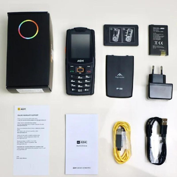 <h2>AGM M6 DUAL SIM ΚΙΝΗΤΟ ΑΝΘΕΚΤΙΚΟ ΜΕ ΚΟΥΜΠΙΑ ΜΑΥΡΟ</h2>
<div class="specs-container content section">
<div class="spec-groups">
<div class="spec-details">
<h3>Βασικά Χαρακτηριστικά</h3>
<dl>
 	<dt>Τύπος Κινητού</dt>
 	<dd>Feature Phone</dd>
</dl>
<div class="tooltip-container explanation-icon-container light-theme right" role="presentation"></div>
<dl>
 	<dt>Λειτουργικό Σύστημα</dt>
 	<dd>Κατασκευαστή</dd>
</dl>
<d