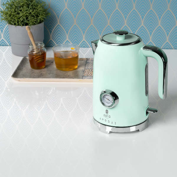 <h2>ESTIA EPOQUE RETRO 06-19426 ΒΡΑΣΤΗΡΑΣ 1.7LT 2200W ΜΕΝΤΑ</h2>
<ul>
 	<li>Κλείσιμο: Αυτόματη παύση λειτουργίας</li>
 	<li>Τύπος: Βραστήρας</li>
 	<li>Αποθήκευση καλωδίου: Ναι</li>
 	<li>Βάση: Περιστρεφόμενη 360°</li>
 	<li>Διαθέτει: Αναλογικό θερμόμετρο</li>
 	<li>Ισχύς: 2200W</li>
 	<li>Χωρητικότητα: 1