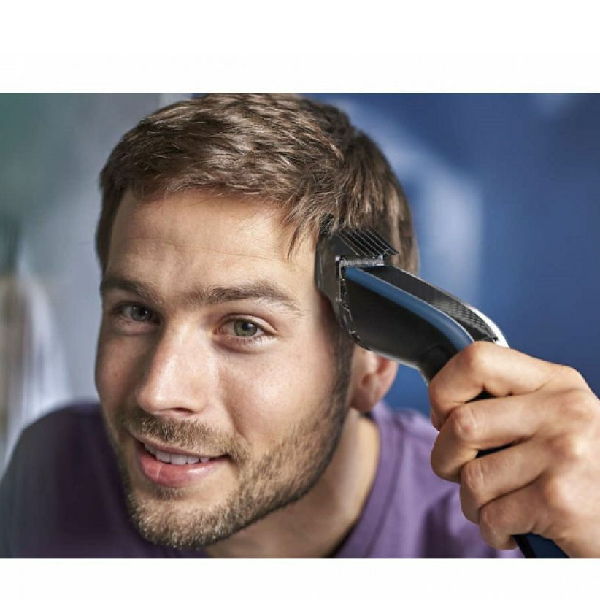 <h2>PHILIPS HC5612/15 ΕΠΑΝΑΦΟΡΤΙΖΟΜΕΝΗ ΚΟΥΡΕΥΤΙΚΗ ΜΠΛΕ</h2>
<h2>Τεχνικά Χαρακτηριστικά</h2>
<div class="body-text">
<ul>
 	<li>Η ισχυρή μπαταρία επιτρέπει έως και 75 λεπτά λειτουργίας της μπαταρίας μετά από 8 ώρες φόρτισης